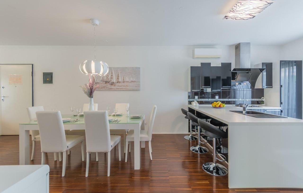 Luxury Apartment Lella Rovinj Exteriör bild